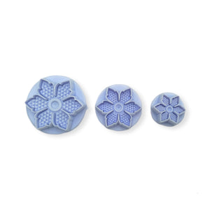 Pointed Flower Plunger Cutter Set of (3 Pieces)