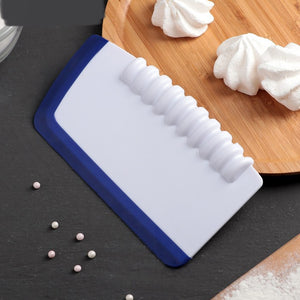 Large Plastic Cake Scraper & Dough Cutter With Handle