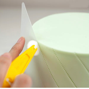 Flexible Plastic Rectangular Cake Scraper (2 Pieces)